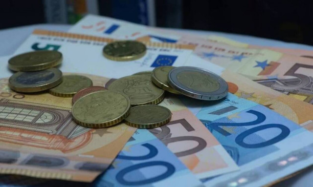 Δώρο Πάσχα 2020: Πώς και πότε θα καταβληθεί - Υπολογίστε ΕΔΩ το ποσό που θα πάρετε 