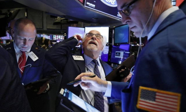 Μεγάλη άνοδος στη Wall Street μετά τα νέα για το εμβόλιο - Ράλι στην τιμή του πετρελαίου