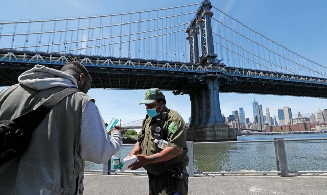 Κορονοϊός ΗΠΑ: Άνω του 1,5 εκατομμυρίου τα κρούσματα του Covid - 19