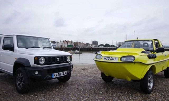 Μπορεί ένα Suzuki Jimny να επιπλεύσει και να κινηθεί στο νερό;
