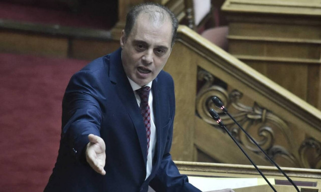 Τι συμβαίνει με τις σπουδές του Κυριάκου Βελόπουλου