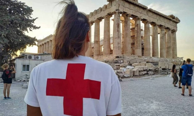 H Πρόεδρος της Δημοκρατίας και η υπουργός Πολιτισμού συγχαίρουν τον Ερυθρό Σταυρό για το έργο του 