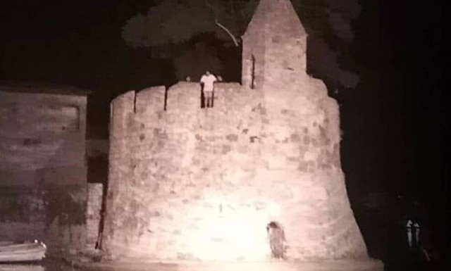 Ναύπακτος - Ξεσπούν οι γονείς του 17χρονου: «Το παιδί μας σώθηκε από βέβαιο θάνατο» 