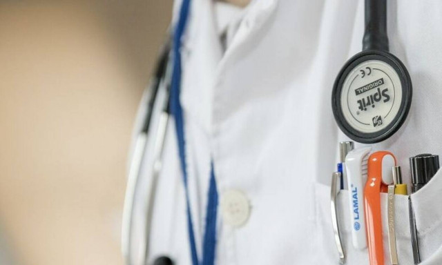 Χαμός σε νοσοκομείο - Δείτε τι έκανε νοσοκόμα (pics)