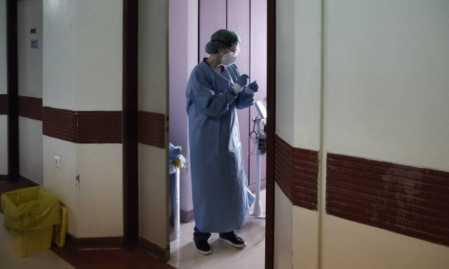 Κορονοϊός: Ένας ακόμη νεκρός στην Ελλάδα το τελευταίο 24ωρο - 10 νέα κρούσματα