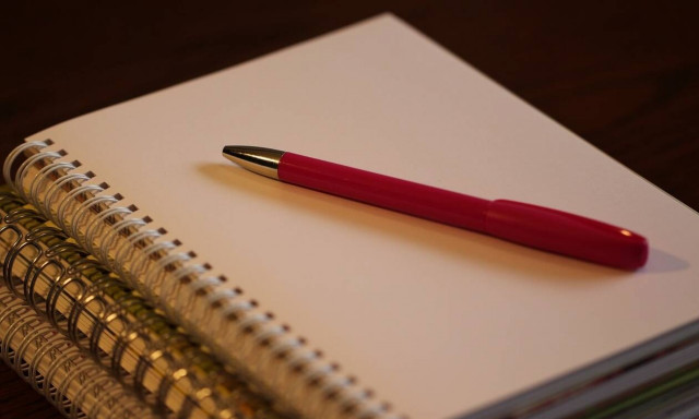 Θλίψη: Πέθανε διάσημος ποιητής και συγγραφέας 