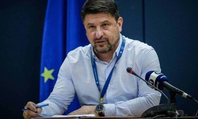 Η συγκινητική ανάρτηση του Νίκου Χαρδαλιά για την κόρη του (pics)