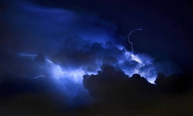 Καιρός: Προσοχή τις επόμενες ώρες! Πού θα «χτυπήσει» η κακοκαιρία