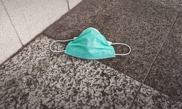 Τουρισμός: Ανοίγουν τα σύνορα χωρίς καραντίνα και μάσκα - Ο Θεός να βάλει το χέρι του 