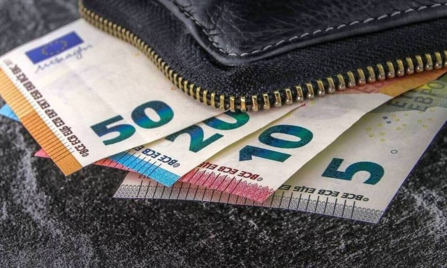 Επίδομα 800 ευρώ: Ποιοι εργαζόμενοι πρέπει να το επιστρέψουν 