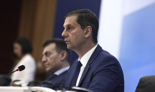 Θεοχάρης: Το σχέδιο επανεκκίνησης του ελληνικού τουρισμού βασίζεται στην ασφάλεια