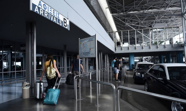 Επιχείρηση Τουρισμός: Οι πράσινες, οι κόκκινες και οι κίτρινες χώρες - Πώς θα ελέγχονται οι πτήσεις