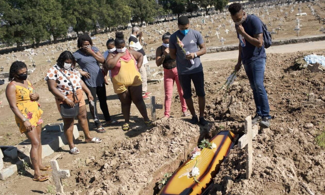 Ο κορονοϊός «θερίζει» τη Βραζιλία: 653 θάνατοι και 15.813 νέα κρούσματα μόλυνσης σε 24 ώρες