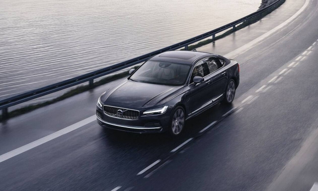 Γιατί τα Volvo δεν θα πηγαίνουν πλέον με πάνω από 180 χλμ/ώρα;