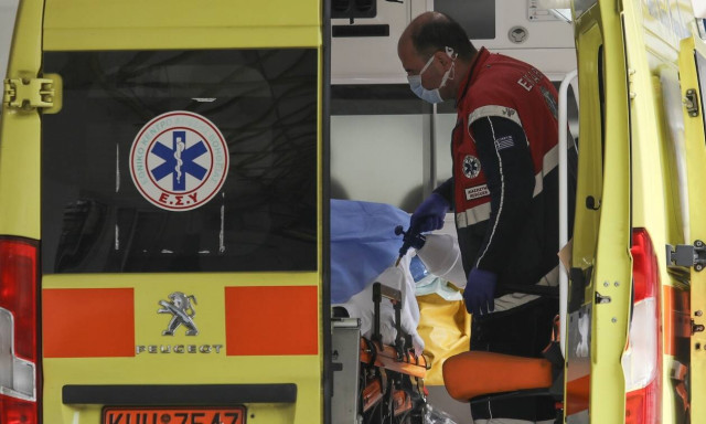 Σοκ στη Φωκίδα: Σκοτώθηκε πέφτοντας από το μπαλκόνι ενώ έκανε τις δουλειές του σπιτιού