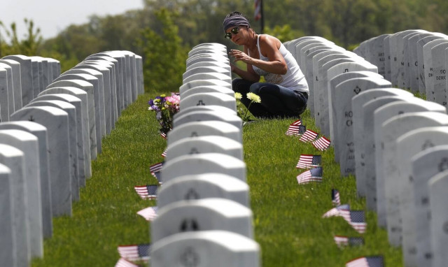 Κορονοϊός: Καμπανάκι ΠΟΥ! Κίνδυνος για «άμεση δεύτερη κορύφωση»