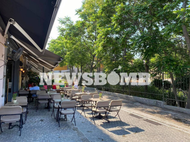 Σε καφετέριες στον Πειραιά ο Μητσοτάκης - Πρώτη μέρα λειτουργίας της εστίασης