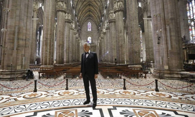 Κορονοϊός: Ο τενόρος Αντρέα Μποτσέλι είπε ότι είχε νοσήσει από τον Covid-19