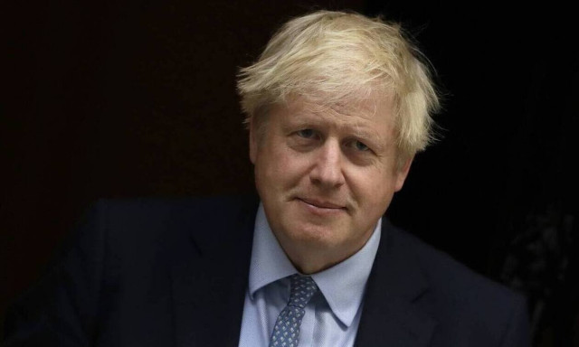 Κορονοϊός Βρετανία: Ικανοποιημένος δηλώνει ο Τζόνσον με την εξήγηση του Κάμινγκς