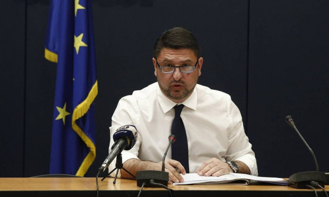 «Έσπασε» ο… σκληρός Χαρδαλιάς στην τελευταία ενημέρωση για τον κορονοϊό