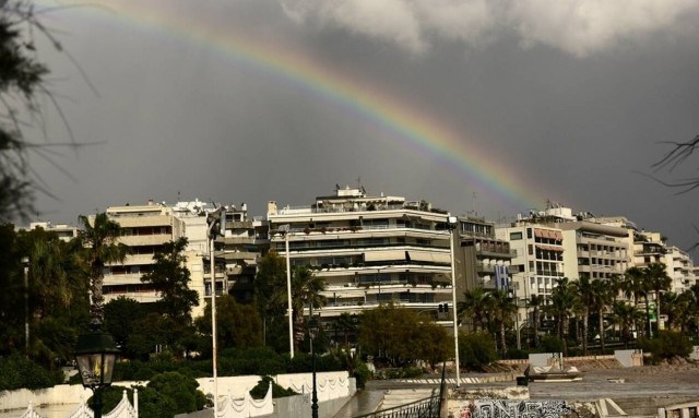 Καιρός - Εντυπωσιακό βίντεο από το Διάστημα: Έτσι «χτύπησαν» οι καταιγίδες την Αττική