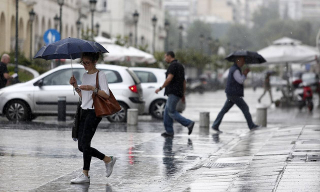 Καιρός: Έρχεται άγρια επιδείνωση με καταιγίδες και χαλάζι! - Δείτε χάρτες
