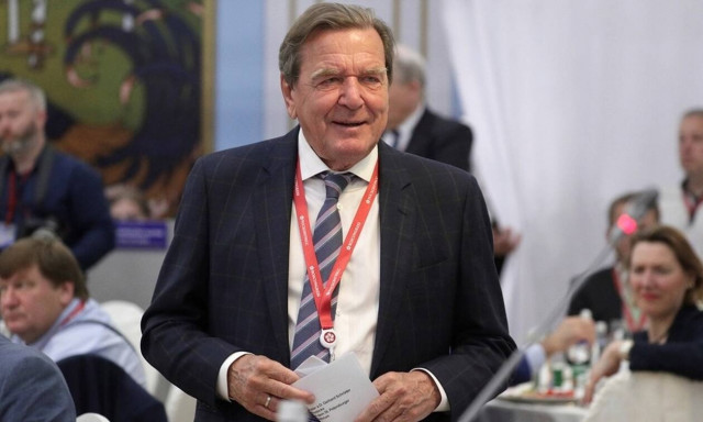 Γκέρχαρντ Σρέντερ: Ο πρώην καγκελάριος της Γερμανίας όπως δεν τον έχετε ξαναδεί (pics)