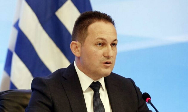 Πέτσας: Ενοχλητική και προς αποδοκιμασία η φιέστα των Τούρκων στην Αγιά Σοφιά