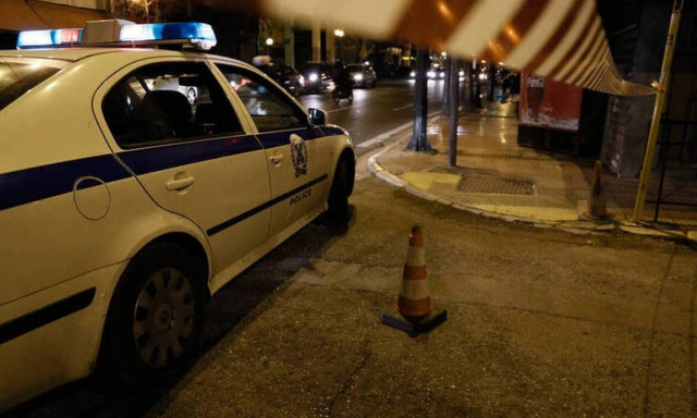 Μαφιόζικη δολοφονία στη Βούλα - Εκτέλεσαν επιχειρηματία με 2 σφαίρες στο κεφάλι