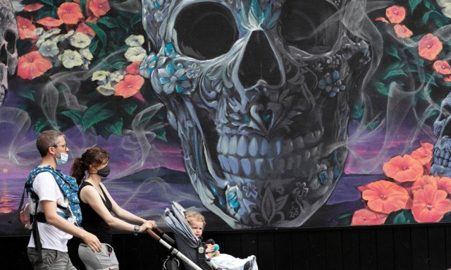 ΗΠΑ – Κορονοϊός: Άλλοι 1.225 θάνατοι εξαιτίας της COVID-19 σε 24 ώρες