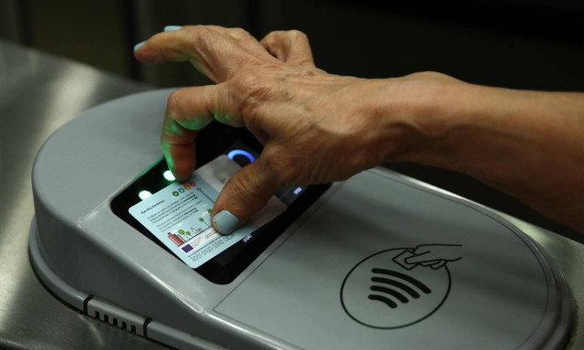  Μέσα Μεταφοράς: Από 1/6 η μείωση στο ενιαίο εισιτήριο – Τι ισχύει για τις κάρτες 