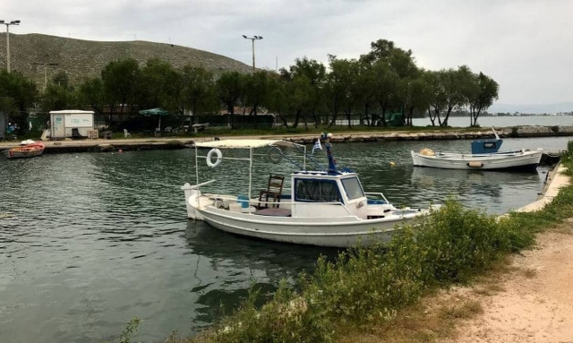 Εύβοια: Έκανε βόλτα σε παραλία και έπαθε την πλάκα της ζωής της με αυτό που σχηματίστηκε δίπλα της