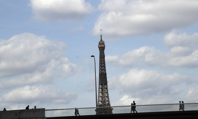 Γαλλία: Αντιρατσιστική διαδήλωση έξω από την πρεσβεία των ΗΠΑ στο Παρίσι