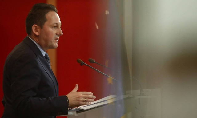 Πέτσας: Μνημόνια υπήρχαν επί Τσίπρα, επί Μητσοτάκη υπάρχουν πακέτα ανάπτυξης