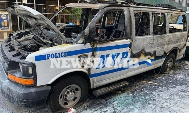 Τζορτζ Φλόιντ: «Εμπόλεμη» ζώνη η Νέα Υόρκη – Μαρτυρία κατοίκου στο Newsbomb.gr (Pics)