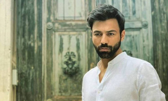 Ανδρέας Γεωργίου: Ολόγυμνος στο Instagram!