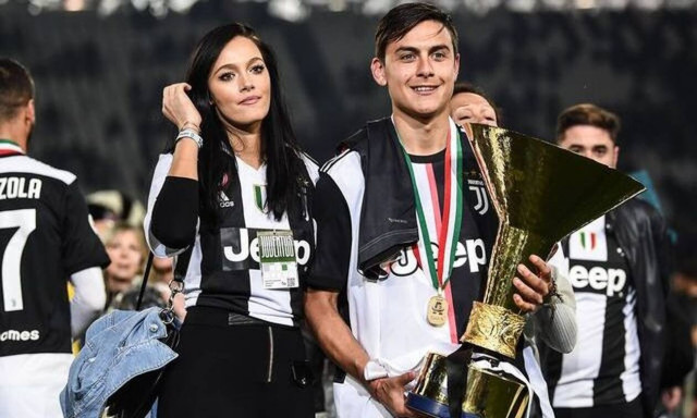 Το κορίτσι του Πάουλο Ντιμπάλα έδειξε τις ατέλειες του κορμιού της και... πάθαμε σοκ! (vid)