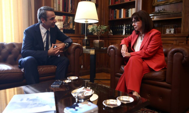 Ηχηρά μηνύματα Μητσοτάκη - Σακελλαροπούλου για την Τουρκία: Θα αντιμετωπίσουμε όλες τις προκλήσεις