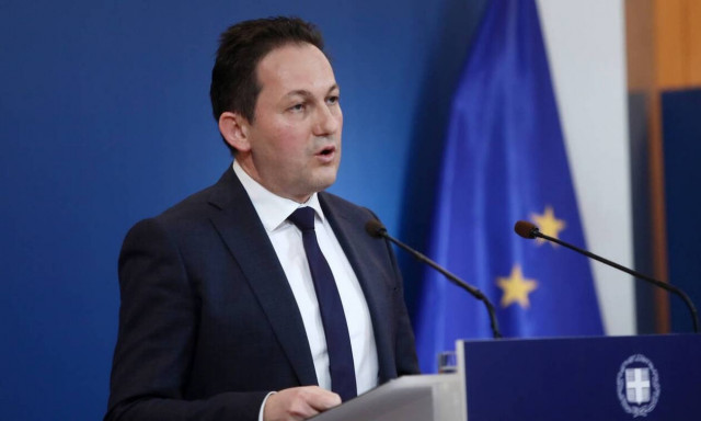 Πέτσας: Ο ΣΥΡΙΖΑ εύχεται μικρόψυχα να βγει η Ελλάδα «πρωταθλήτρια στην ύφεση»