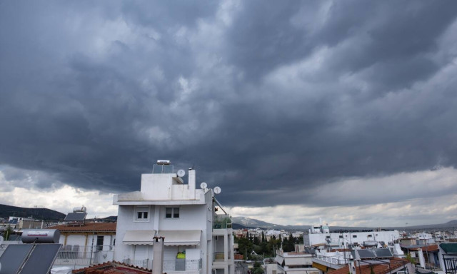 Change of weather with rainstorms, strong winds and muddy rain on Saturday