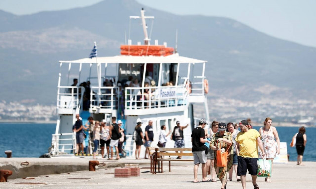 Κορονοϊός: Πώς θα αντιμετωπίζονται οι τουρίστες με COVID-19