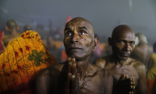 Φρίκη: Οι κανίβαλοι της Ινδίας - Τρώνε ανθρώπινη σάρκα και πίνουν αίμα