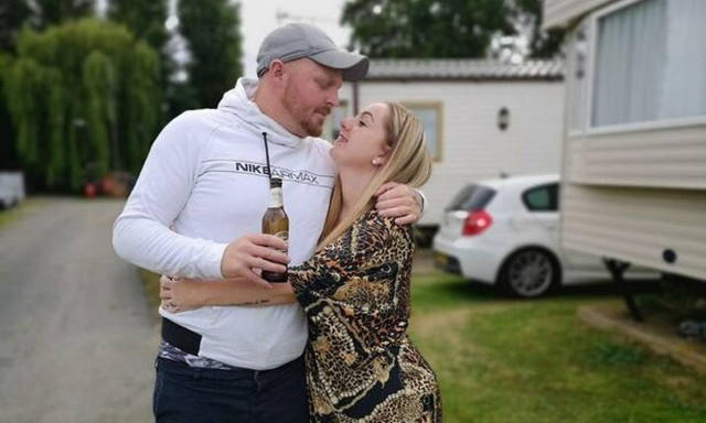 Πανικός σε γάμο: Τον έπιασε να την απατά - Δείτε τι έκανε στη συνέχεια