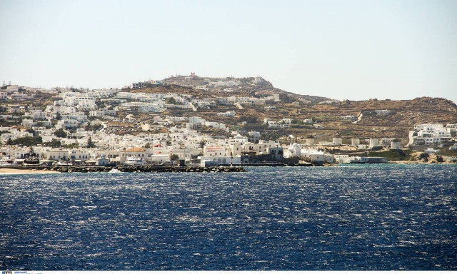 Κορονοϊός: Ορατός ο εφιάλτης για εισερχόμενα κρούσματα από τον τουρισμό