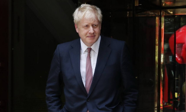 Βρετανία: O Τζόνσον προειδοποιεί - Οι υπεύθυνοι για τον τραυματισμό αστυνομικών θα λογοδοτήσουν