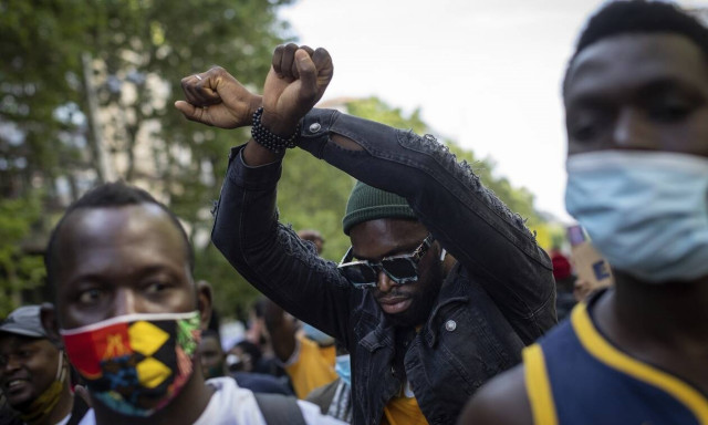 Ισπανία: Αντιρατσιστικές διαδηλώσεις σε Μαδρίτη και Βαρκελώνη