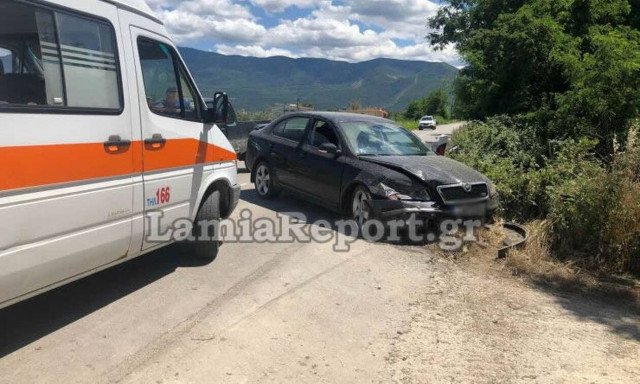 Λαμία: Απίστευτο τροχαίο – Τους τράκαρε και... βρέθηκαν στο ποτάμι (pics)
