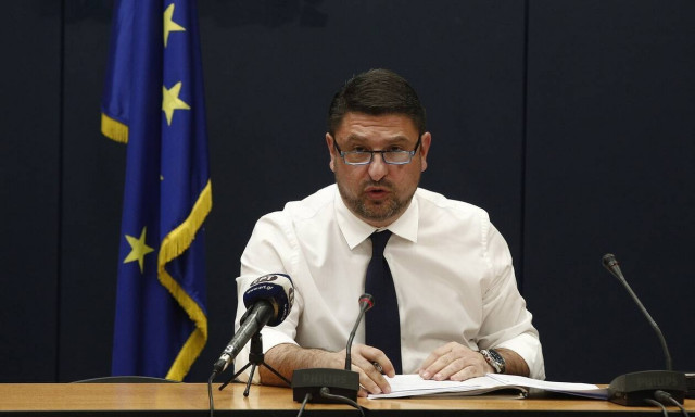 Στη Θεσσαλονίκη ο Χαρδαλιάς: Συσκέψεις για το άνοιγμα των αεροδρομίων