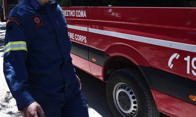 Φωτιά ΤΩΡΑ: Φλέγεται διαμέρισμα στο Γαλάτσι