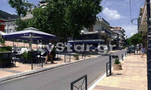 Λαμία: Διασωληνώθηκε ο 85χρονος με κορονοϊό - Θρίλερ με επαφές του εγγονού